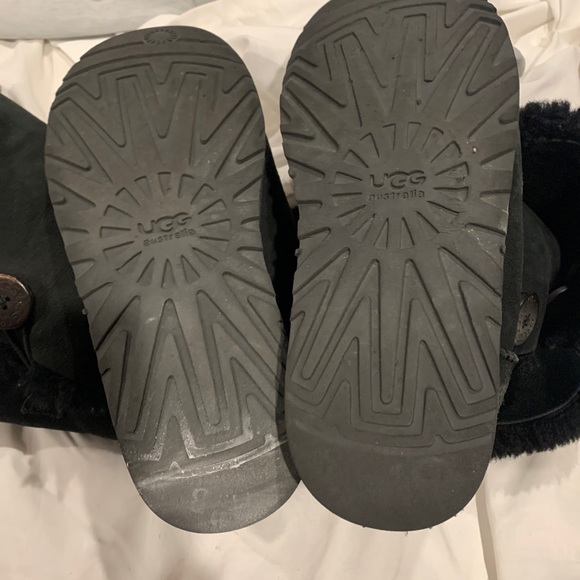 UGG Three Button Boots - Picture 7 of 7